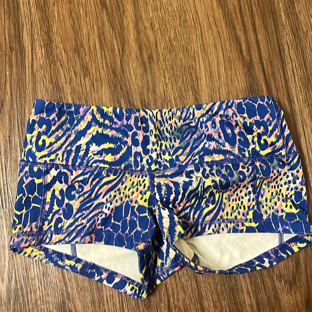 Fleo Low Rise Shorts